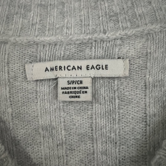 American Eagle Outfitters Sweater - Picture 3 of 4